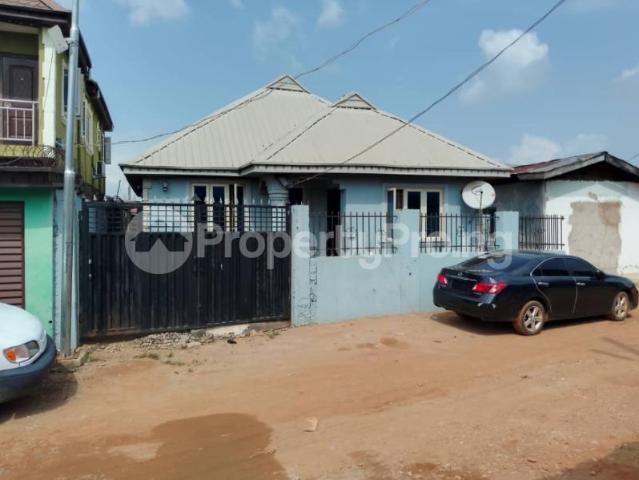 Bungalow for sale in Abule Egba, Yewa North