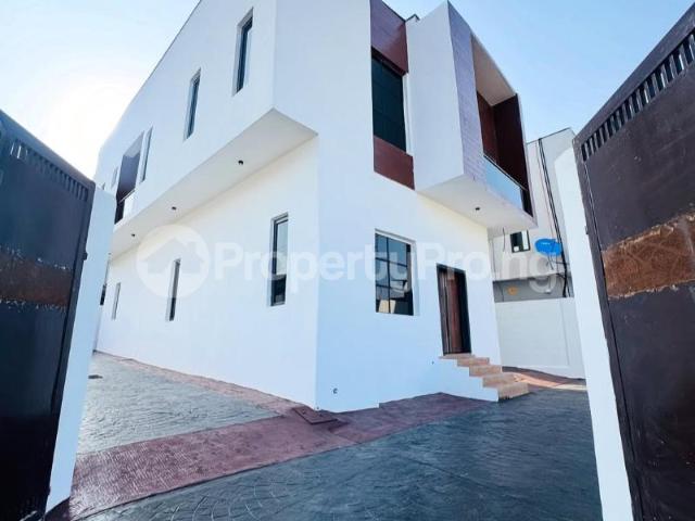 Duplex for sale in Ikeja , Abuja