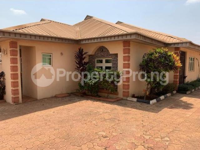 Bungalow for sale in Ojo