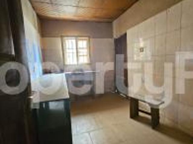 Bungalow for sale in Ojo