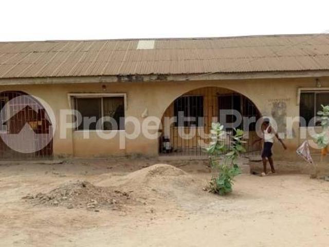 Bungalow for sale in Ikorodu, Abuja
