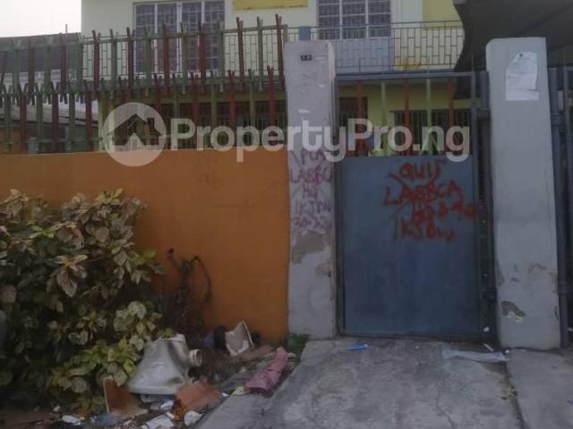 House for sale in Surulere