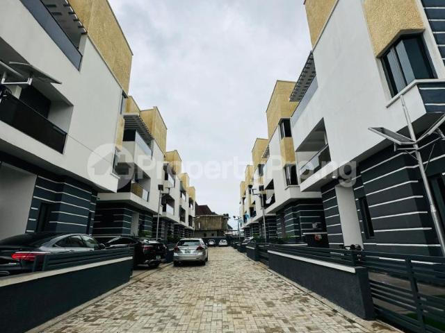 Duplex for sale in Amuwo Odofin, Abuja