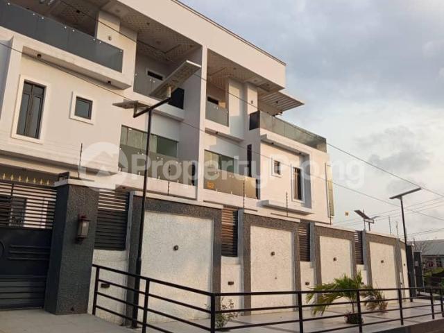 Duplex for sale in Amuwo Odofin, Abuja