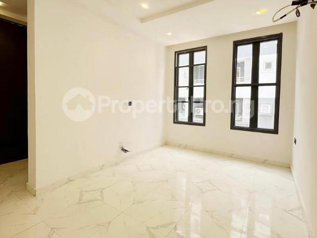 House for sale in Eti Osa, Abuja