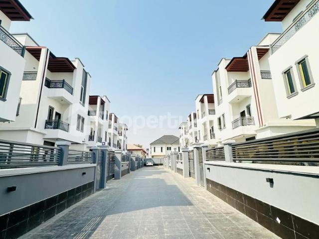 House for sale in Amuwo odofin