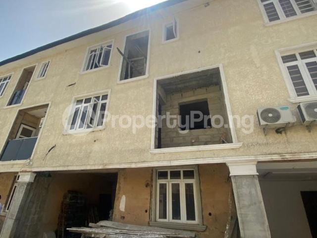 House for sale in Surulere
