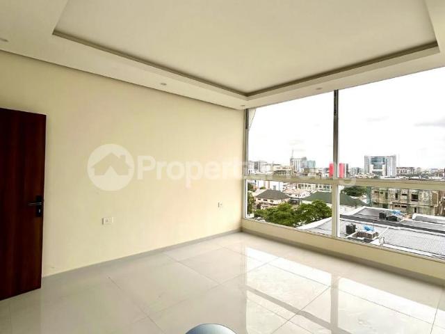 House for sale in Eti Osa, Abuja