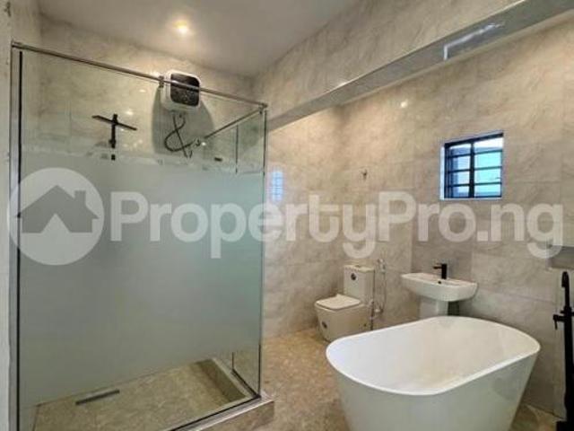 House for sale in Surulere , Abuja