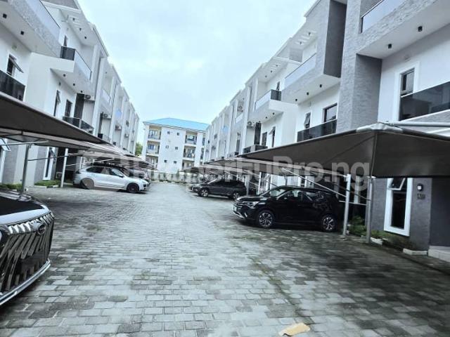 House for sale in Eti Osa, Abuja