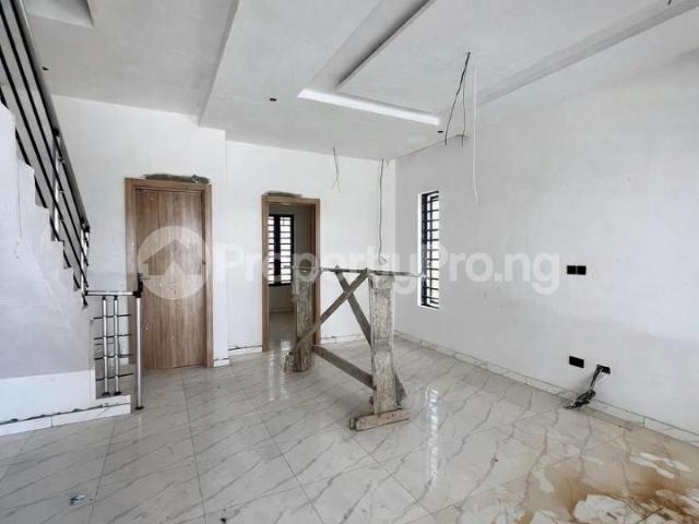 House for sale in Eti Osa, Abuja