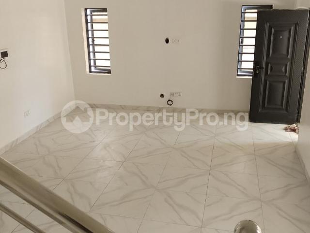 House for sale in Surulere