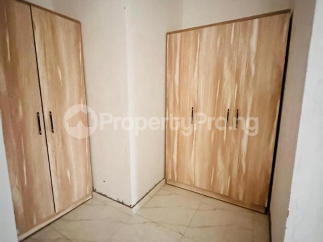 House for sale in Shomolu, Abuja