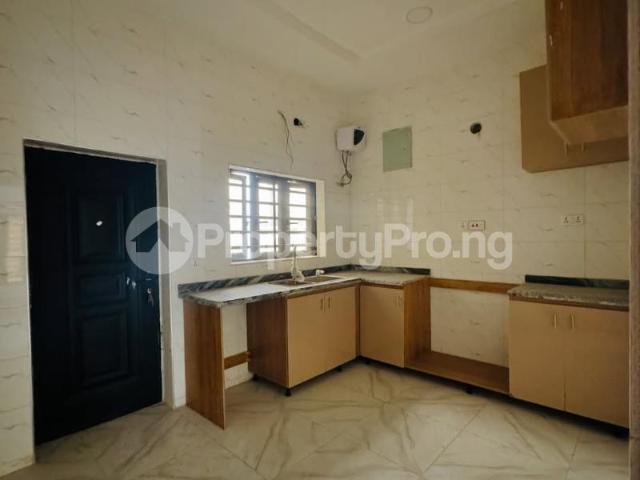 House for sale in Surulere