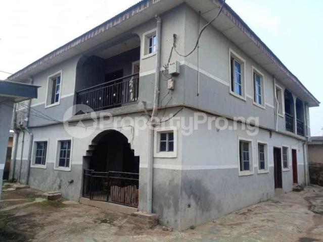 House for sale in Alimosho, Abuja