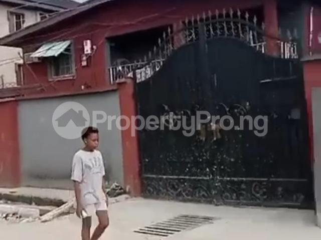 House for sale in Surulere