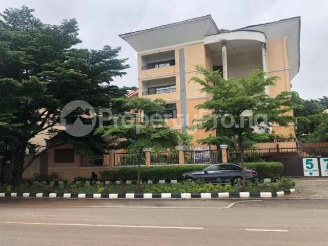 House for sale in Eti Osa, Abuja