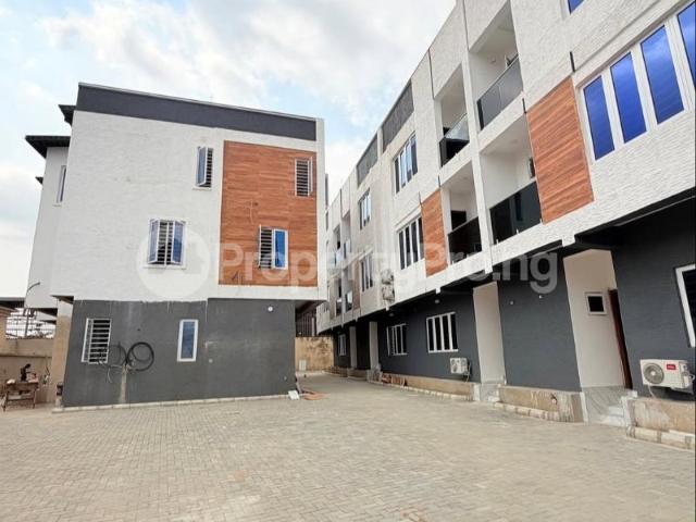 House for sale in Ikeja , Abuja