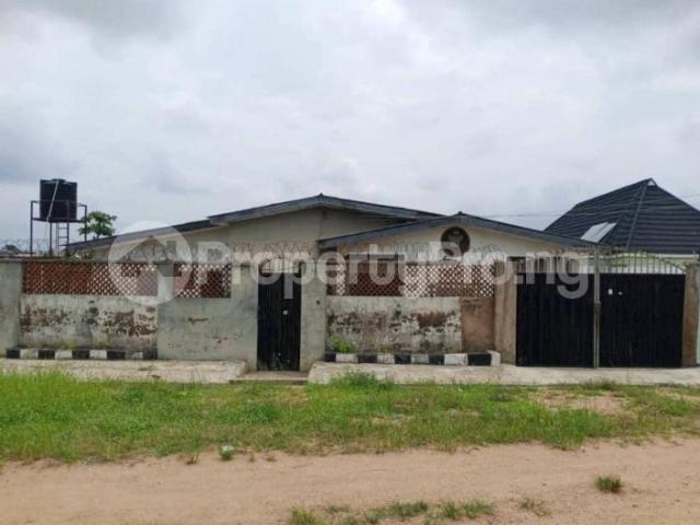 Bungalow for sale in Ojo