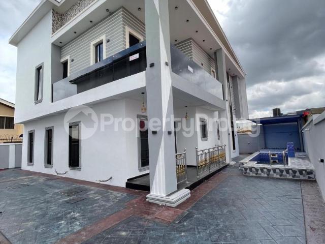 House for sale in Shomolu, Abuja