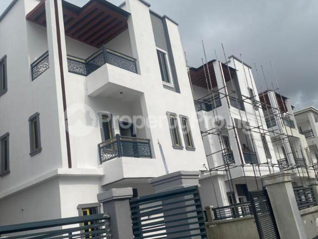 Duplex for sale in Amuwo Odofin, Abuja