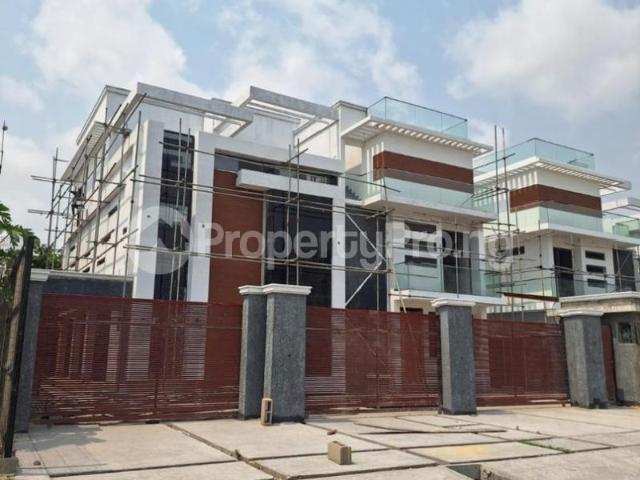 Duplex for sale in Eti Osa, Abuja