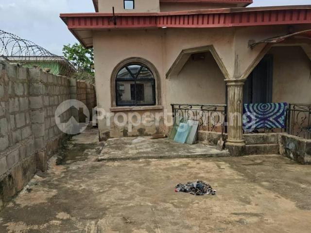 House for sale in Alimosho, Abuja