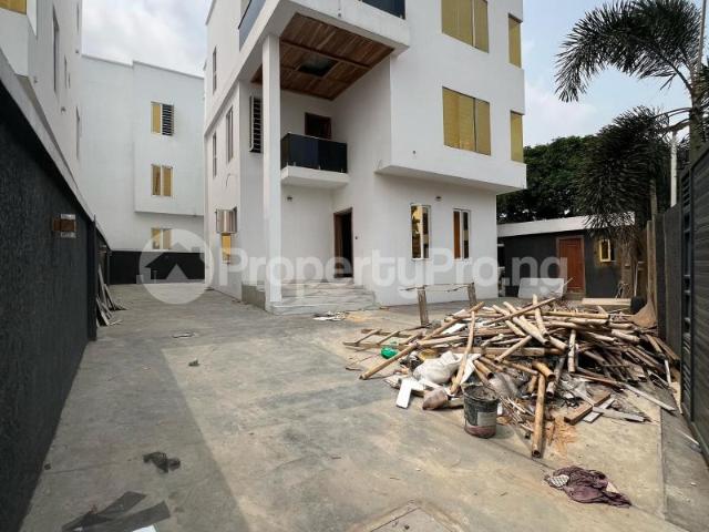 Duplex for sale in Ikeja , Abuja