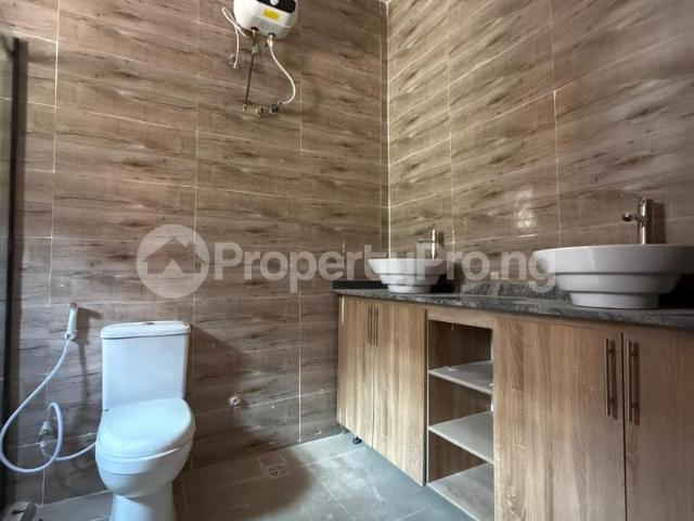 Duplex for sale in Ojo