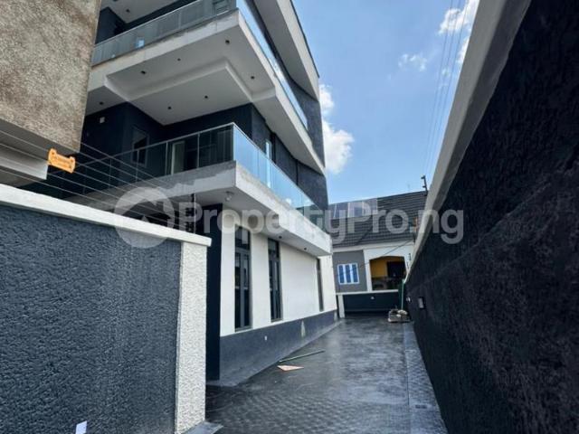 Duplex for sale in Ikeja , Abuja