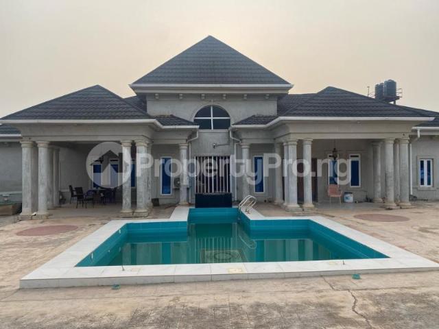 Bungalow for sale in Isolo , Abuja