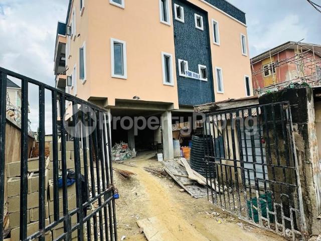 Apartment for sale in Shomolu, Abuja