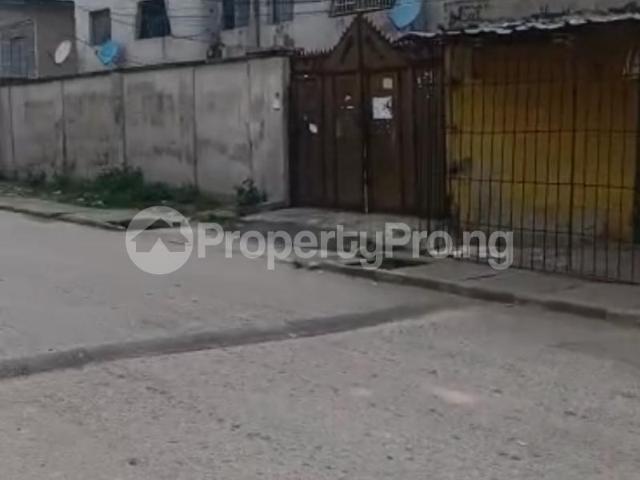 House for sale in Alimosho, Abuja