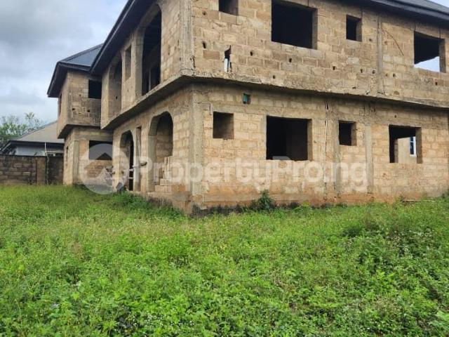 House for sale in Ojo