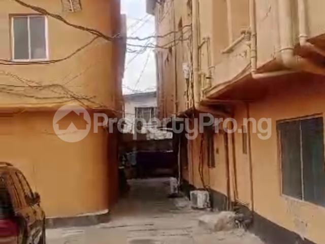 House for sale in Surulere