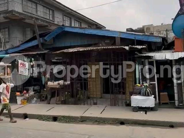 Bungalow for sale in Shomolu, Abuja