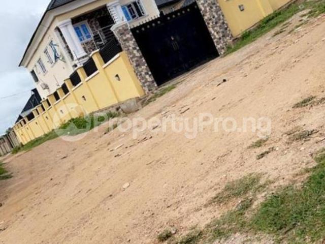 Duplex for sale in Ojo