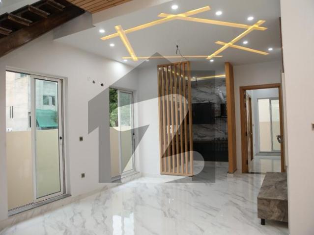 House for sale in Faisalabad, Islamabad Capital Territory