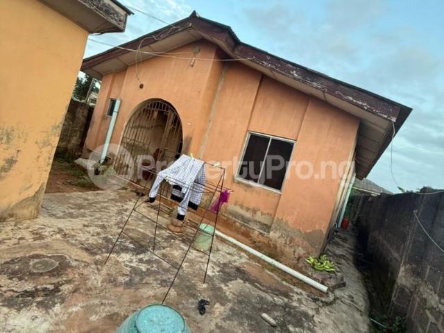 Bungalow for sale in Alimosho, Abuja