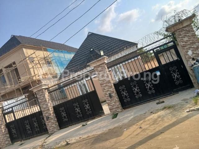 Bungalow for sale in Shomolu, Abuja