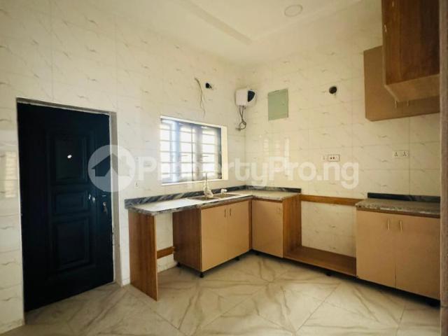 House for sale in Surulere
