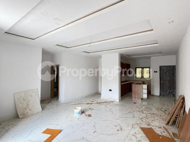 House for sale in Surulere