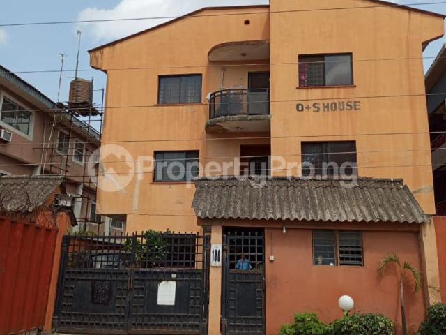 House for sale in Surulere