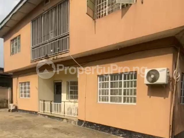 House for sale in Shomolu, Abuja