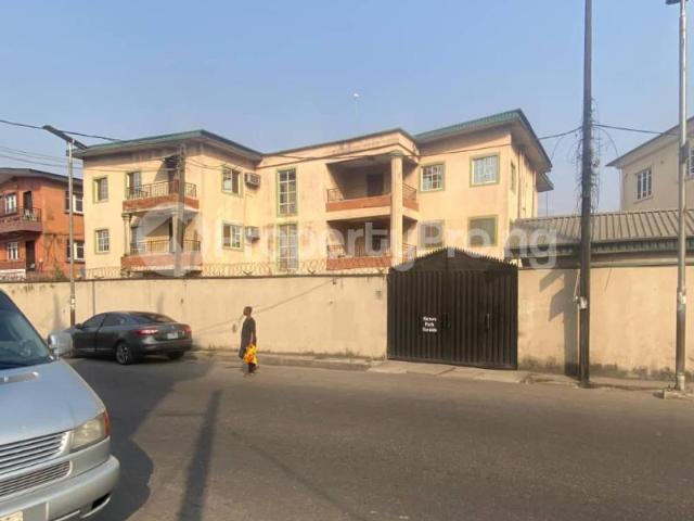 House for sale in Surulere