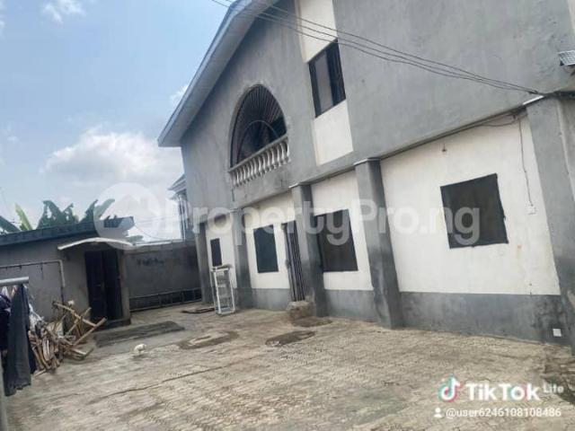 House for sale in Alimosho, Abuja