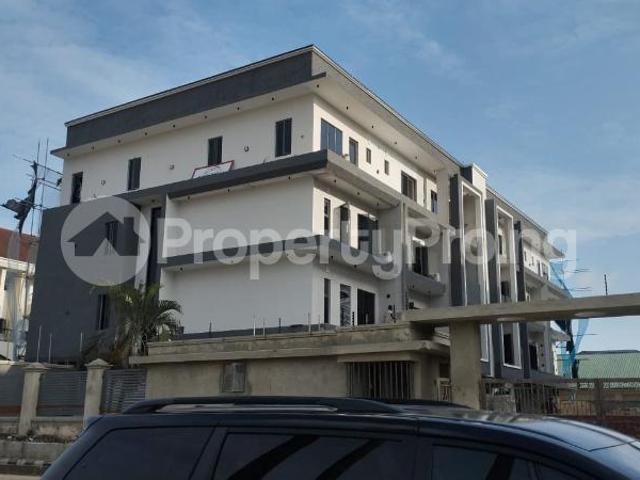 House for sale in Eti Osa, Abuja