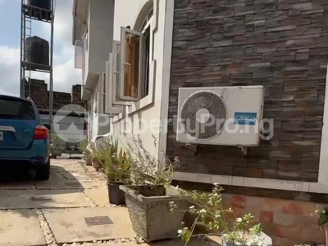 Duplex for sale in Ojo