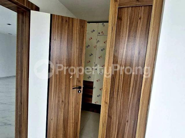 Apartment for sale in Eti Osa, Abuja