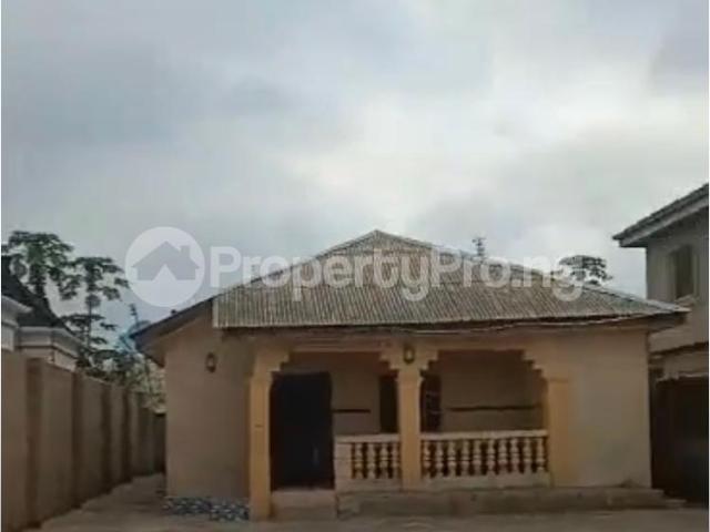 Bungalow for sale in Obafemi Owode